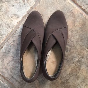 Size 38 Naot Brown pumps EUC